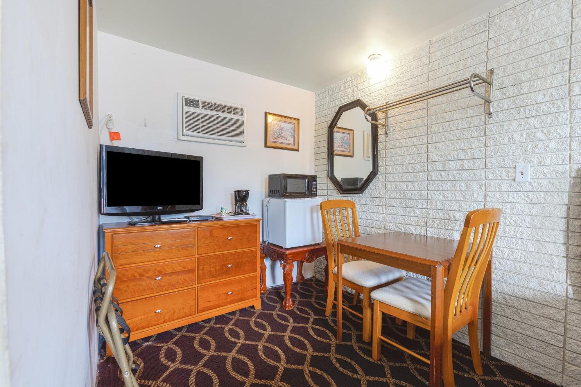 Sonrise Inn Lincoln Hwy By Oyo Breezewood Exterior foto