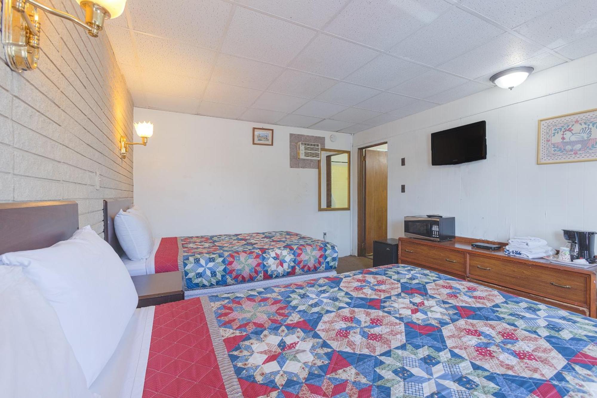 Sonrise Inn Lincoln Hwy By Oyo Breezewood Exterior foto